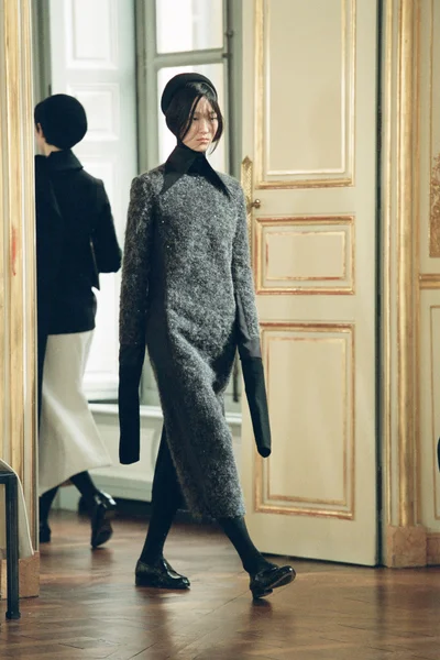 Look 26